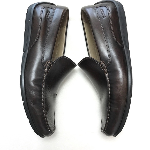 ECCO Classic Moc Loafers - Picture 2 of 8