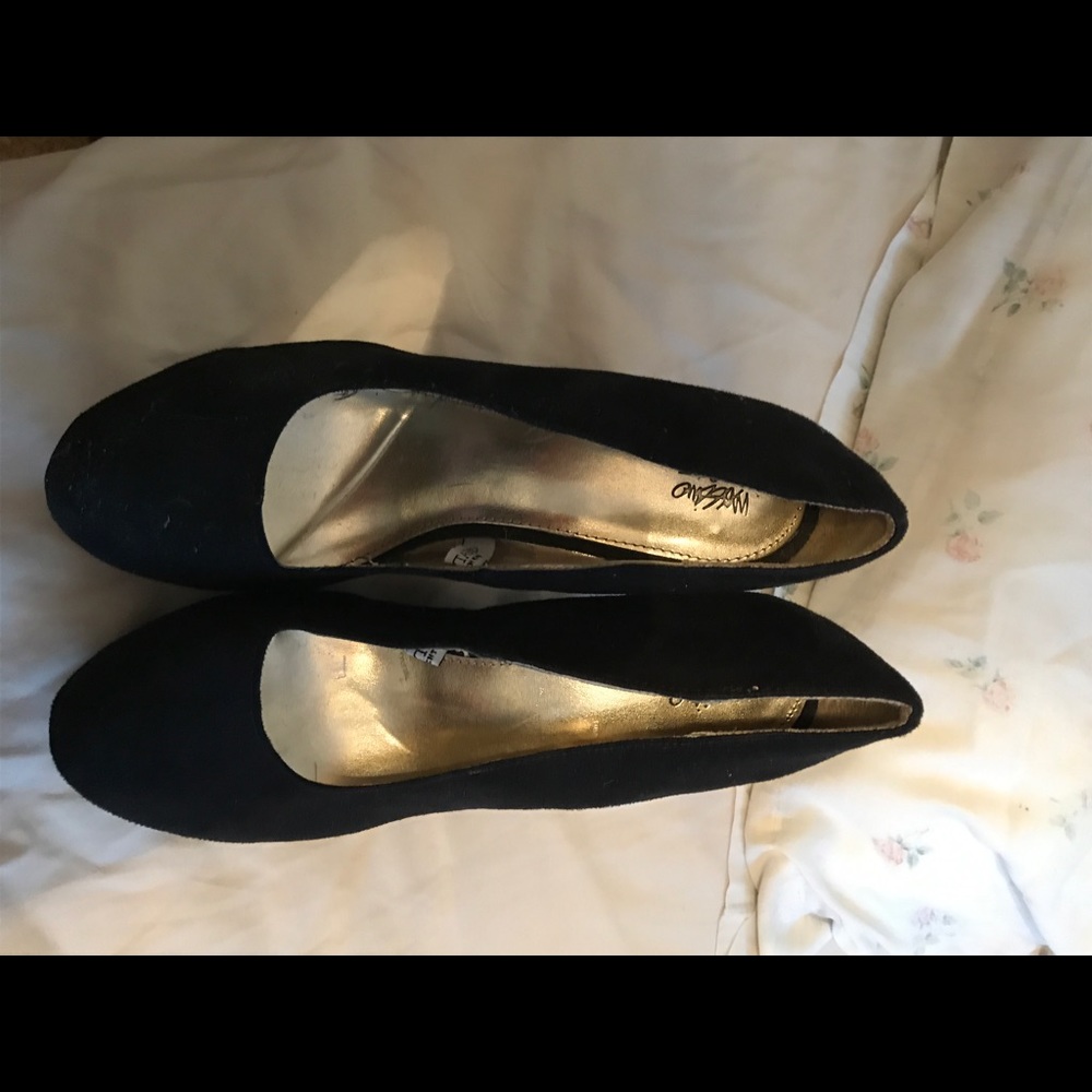 Black Mossimo wedges