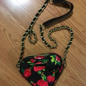 Betsey crossbody