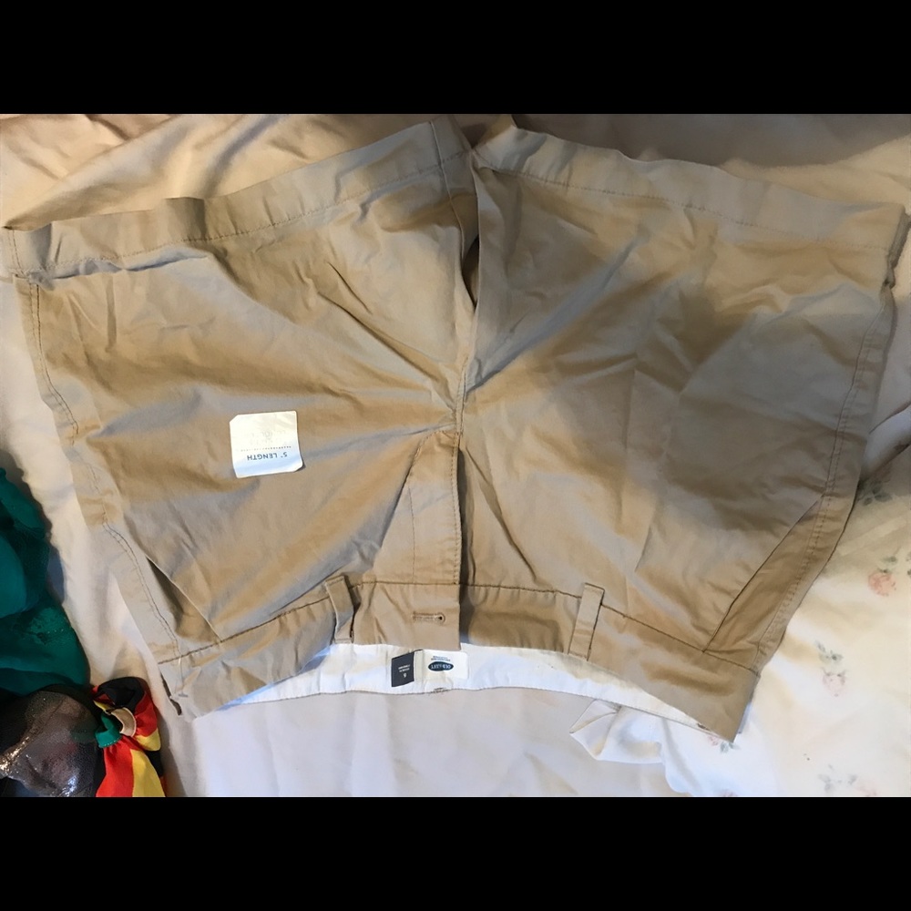 Old Navy khaki shorts