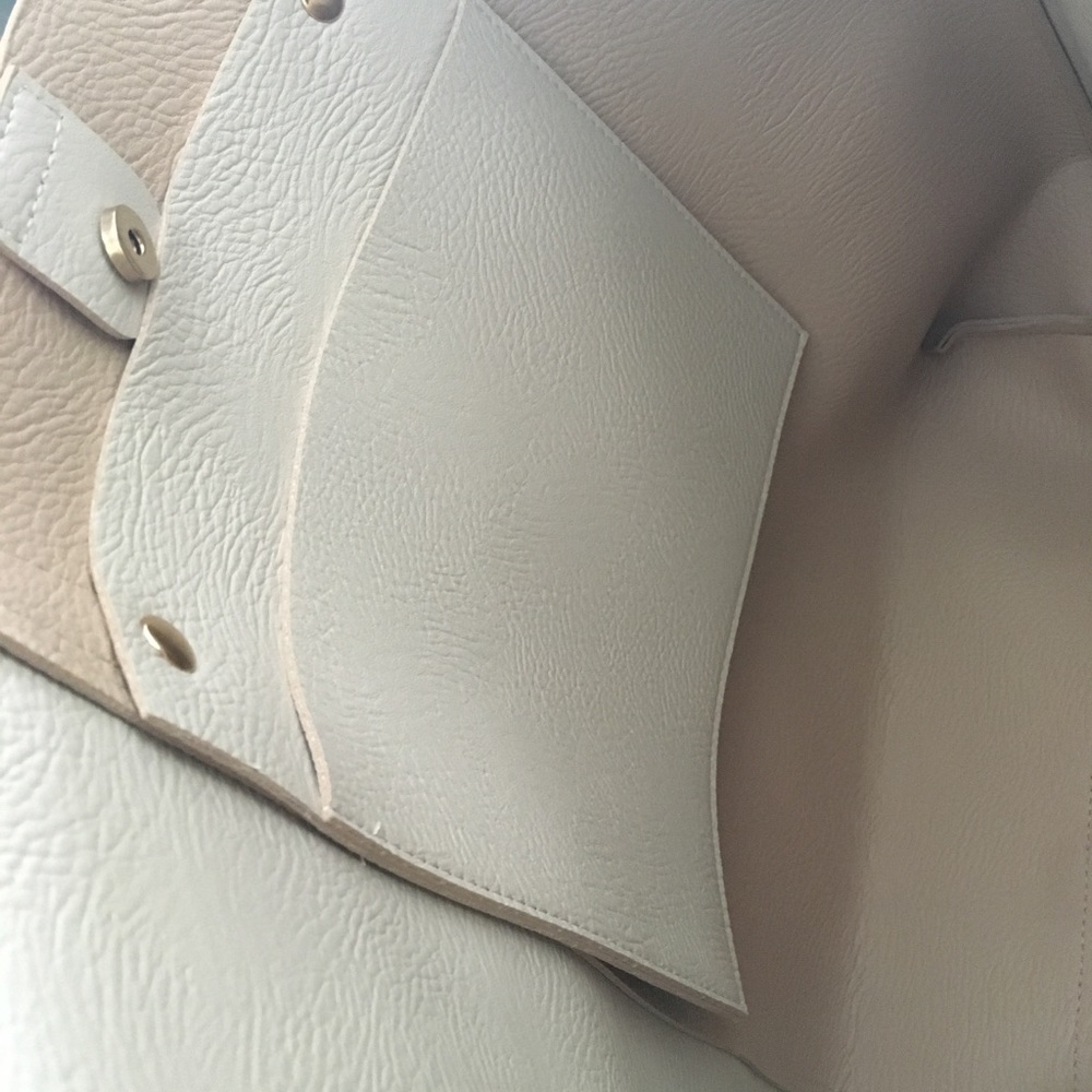 Matching Ulta purse and pocket book