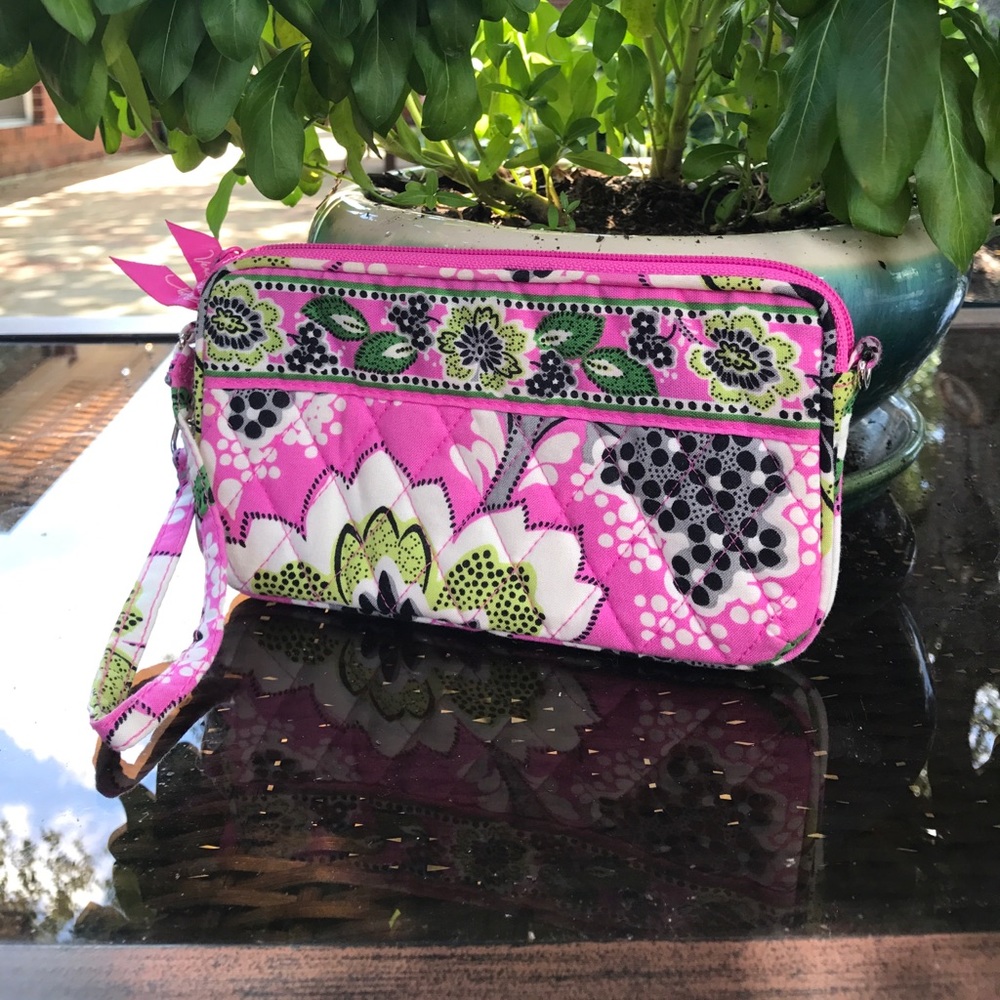 NEW Vera Bradley Wrislet