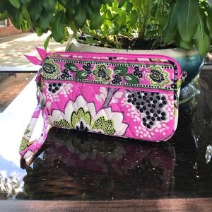 NEW Vera Bradley Wrislet