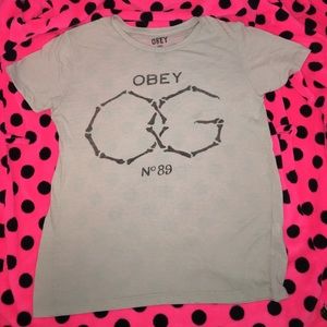 Obey "bones" tee💀