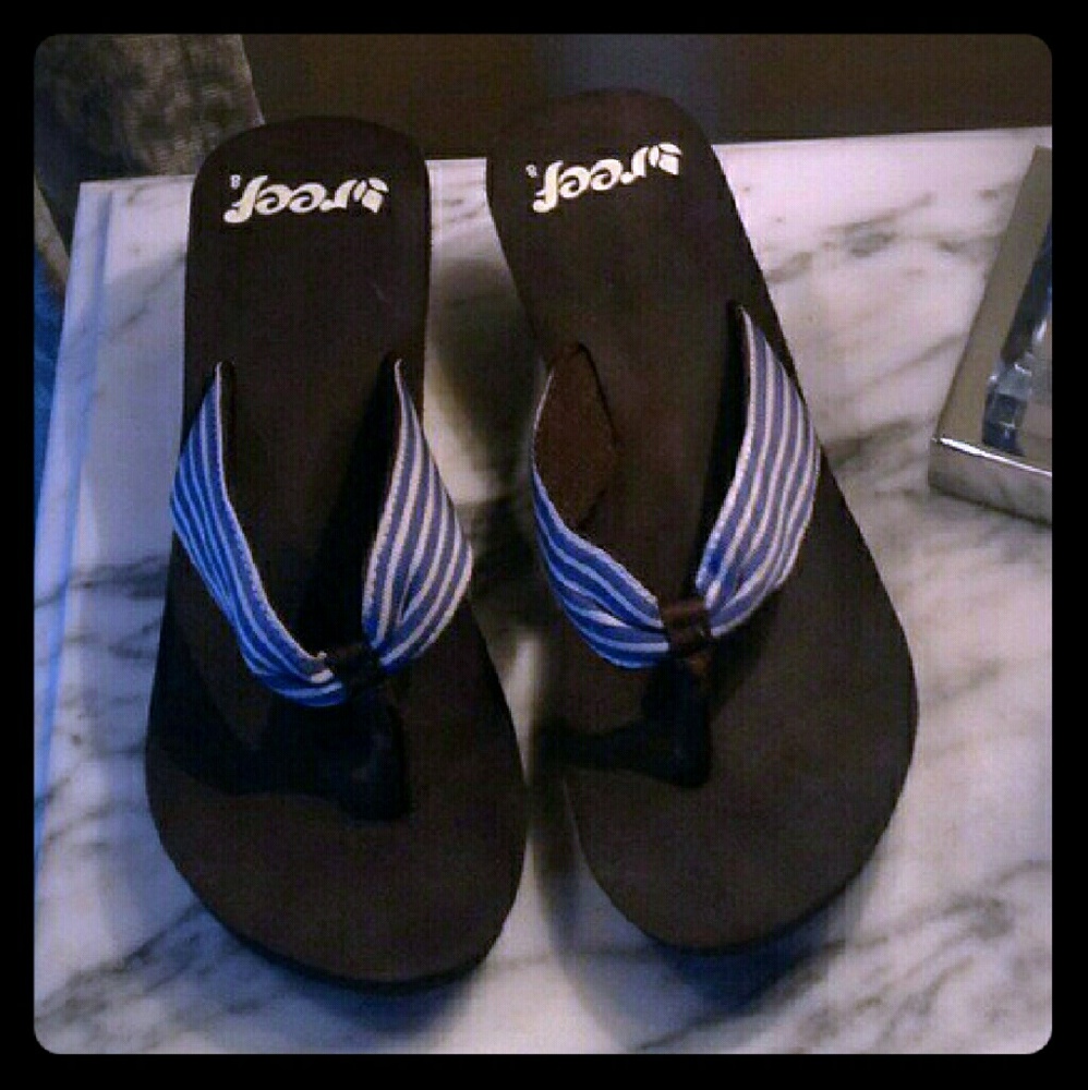 Reef Wedges