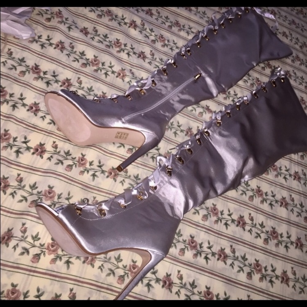 CAPE ROBBIN GRAY THIGH HIGH BOOTS