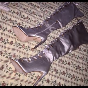 CAPE ROBBIN GRAY THIGH HIGH BOOTS