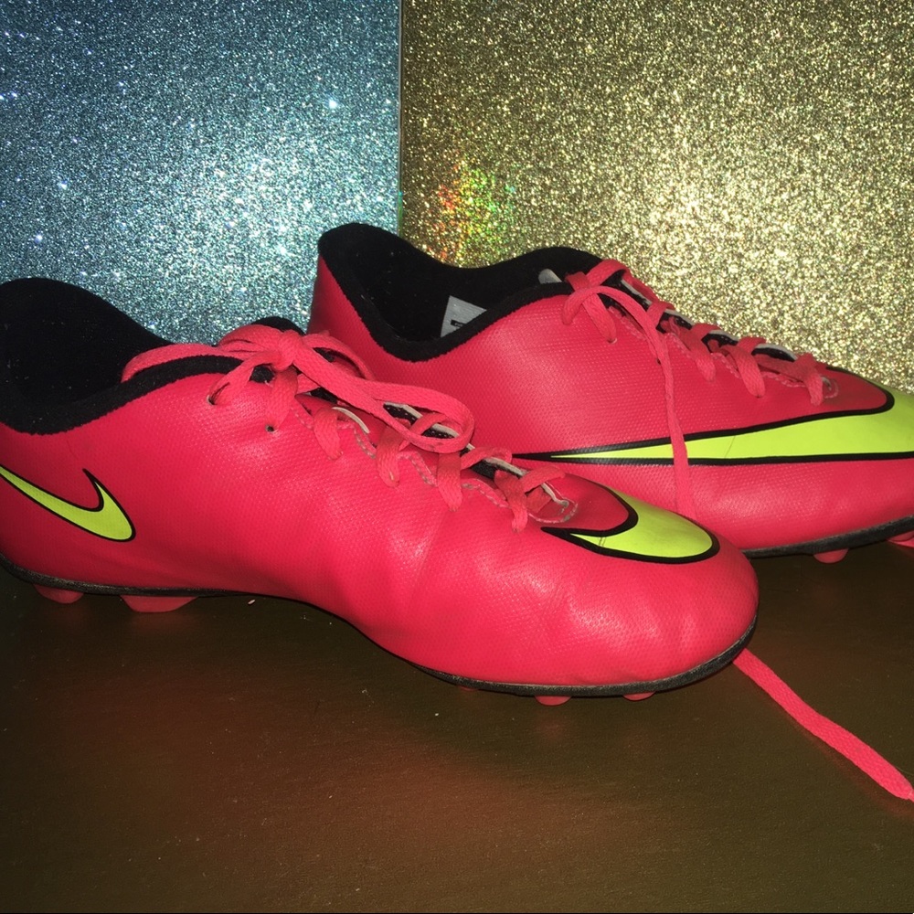 Nike mercurial soccer cleats. Size 5.5Y
