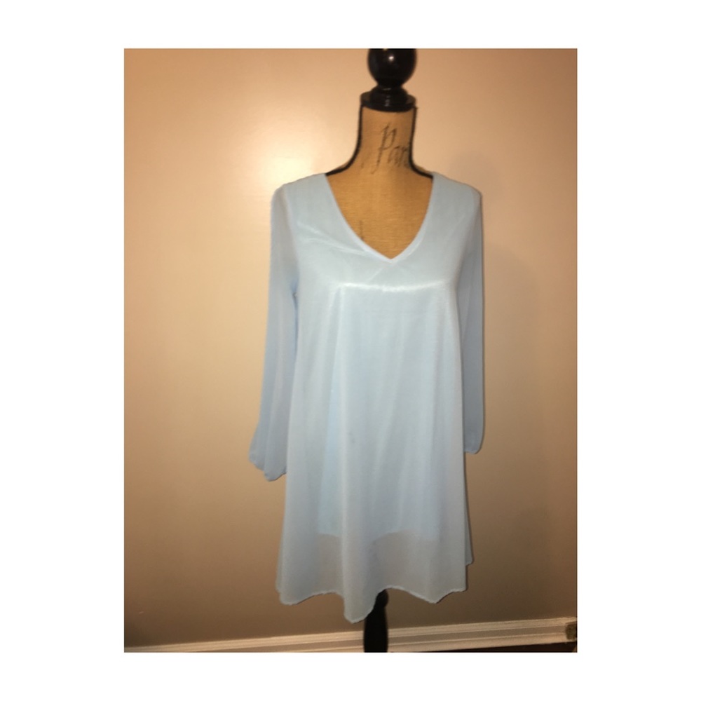 Flowy baby blue dress - Picture 2 of 2