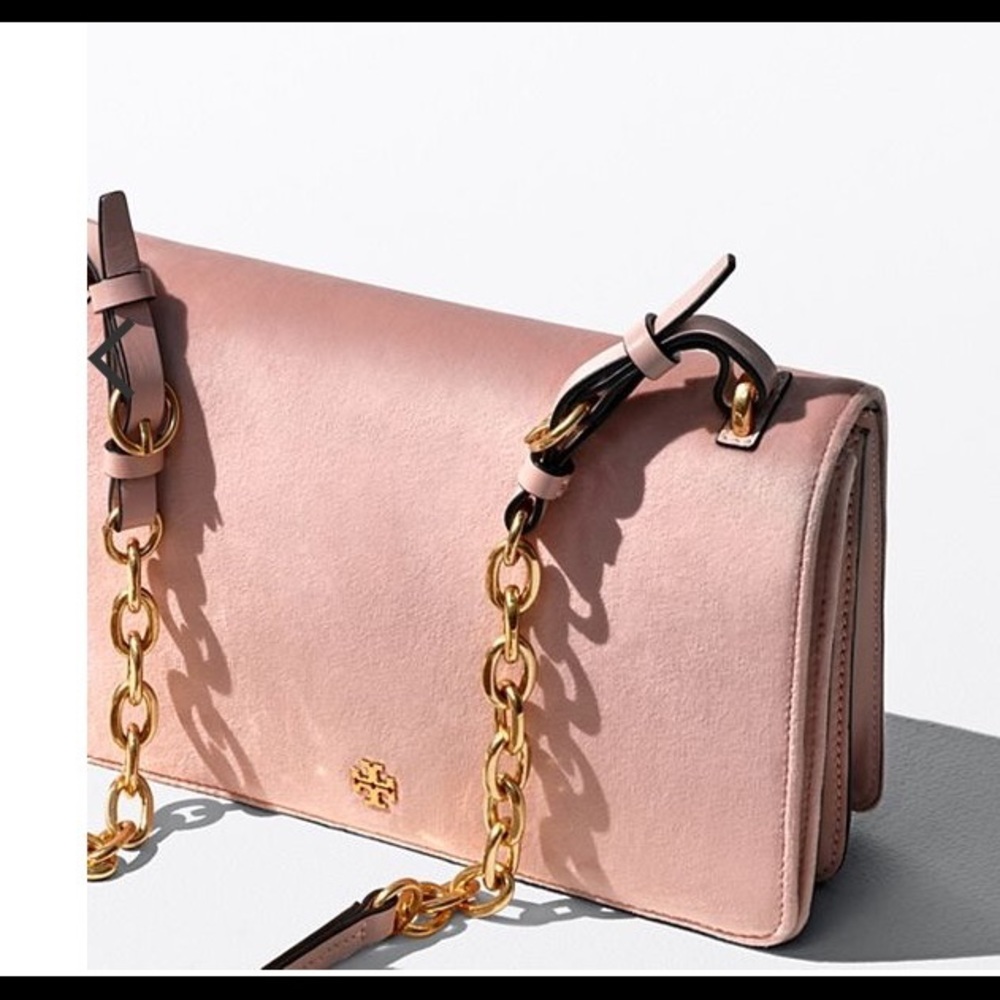 Sadie velvet Tory Burch shoulder bag🌸