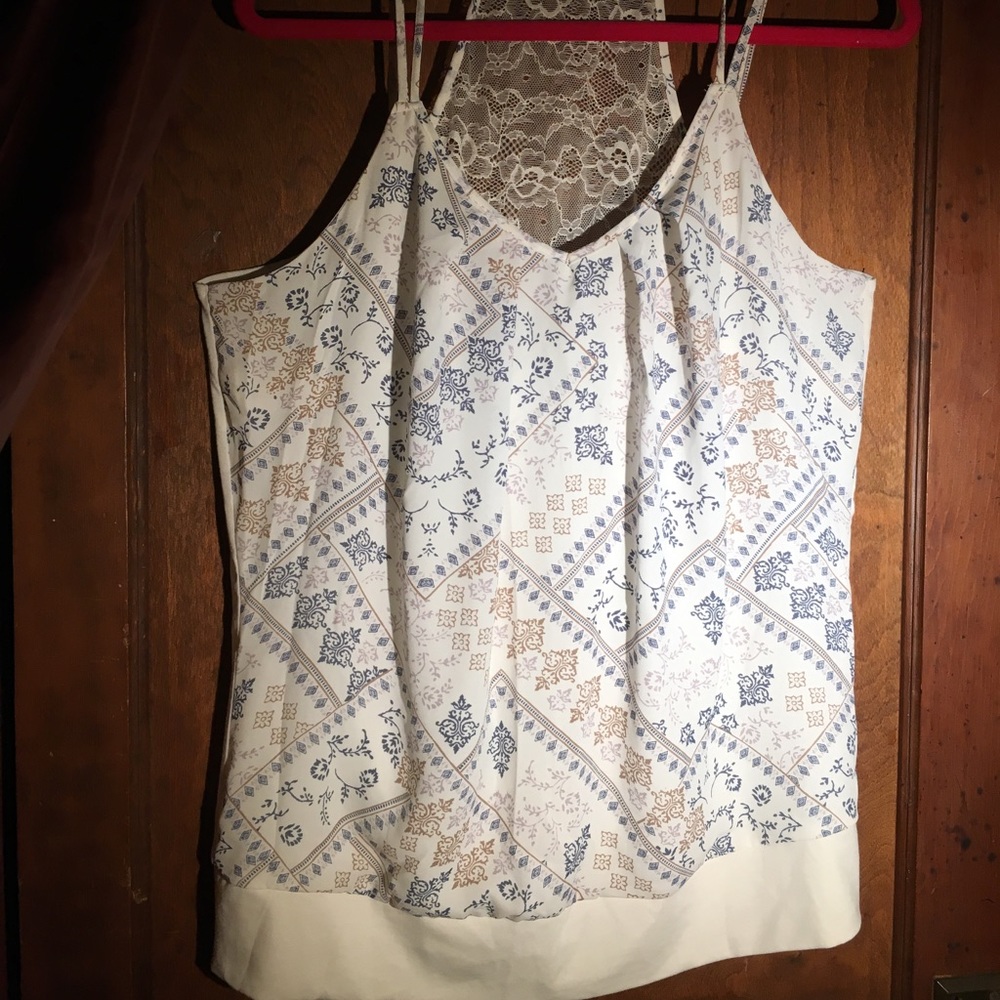 !!SALE!! Maurices Chiffon Front Banded Bottom Tank