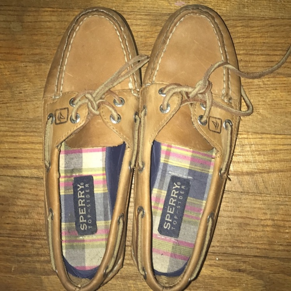 brown sperry's