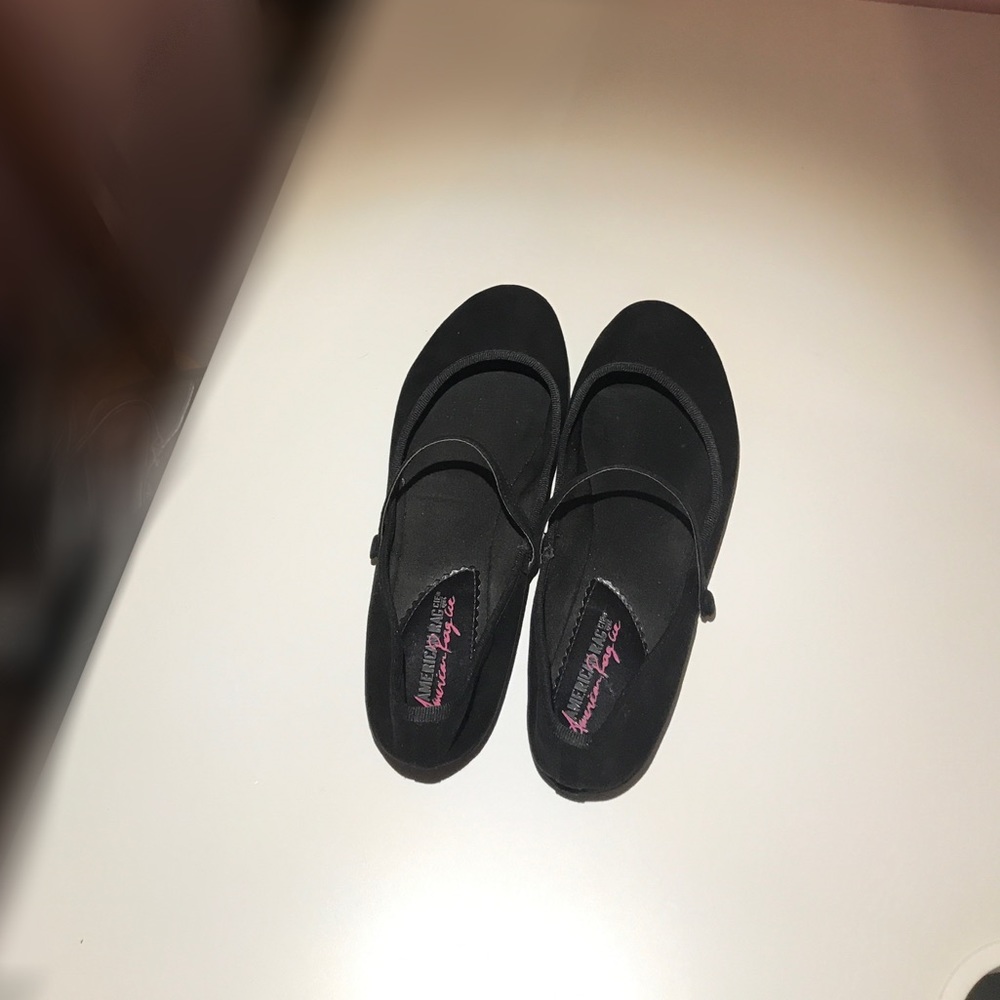 Ballet flats