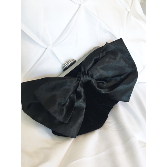 Neiman Marcus Handbags - Neiman Marcus Blk Satin & Velvet clutch Firm price