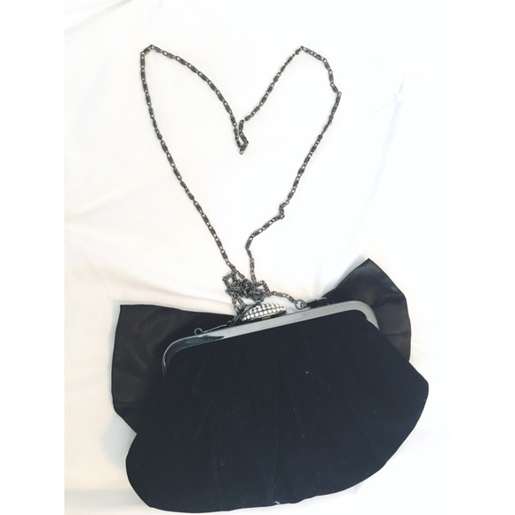 Neiman Marcus Blk Satin & Velvet clutch Firm price - Picture 2 of 6