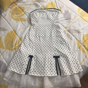Polkadots and tulle: fun and flirty party dress