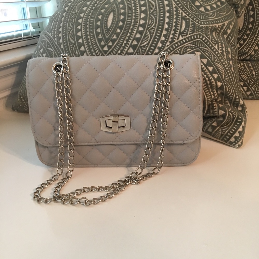 Express Gray bag on chain