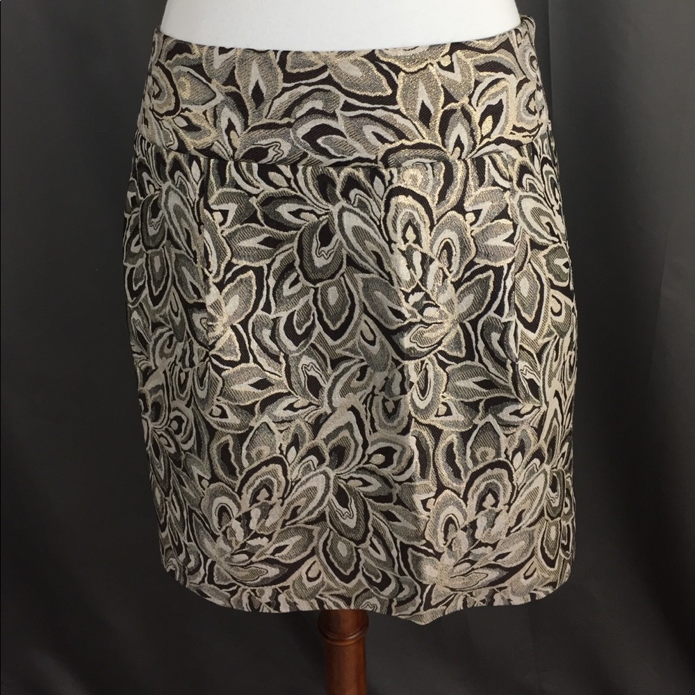 Ann Taylor mid-length fashion skirt size 8