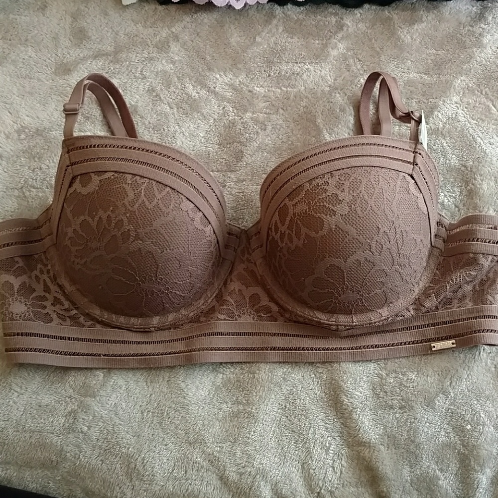 SALE TODAY PINK Victoria's Secret push-up bralette
