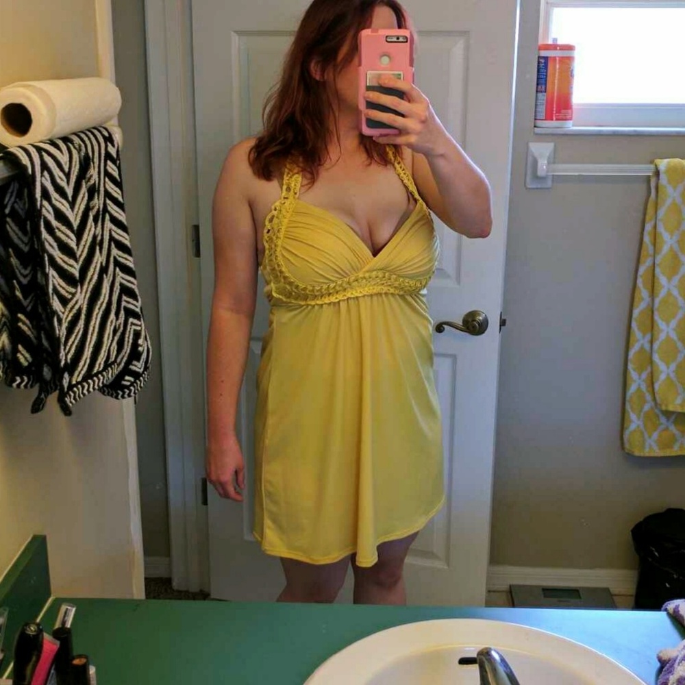 Sunshine yellow dress for any occasion!