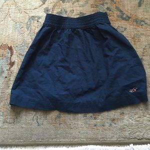 Hollister Petite XS navy skirt