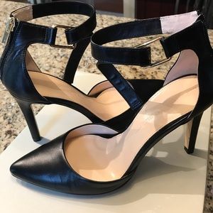 Banana Republic gently worn black heels