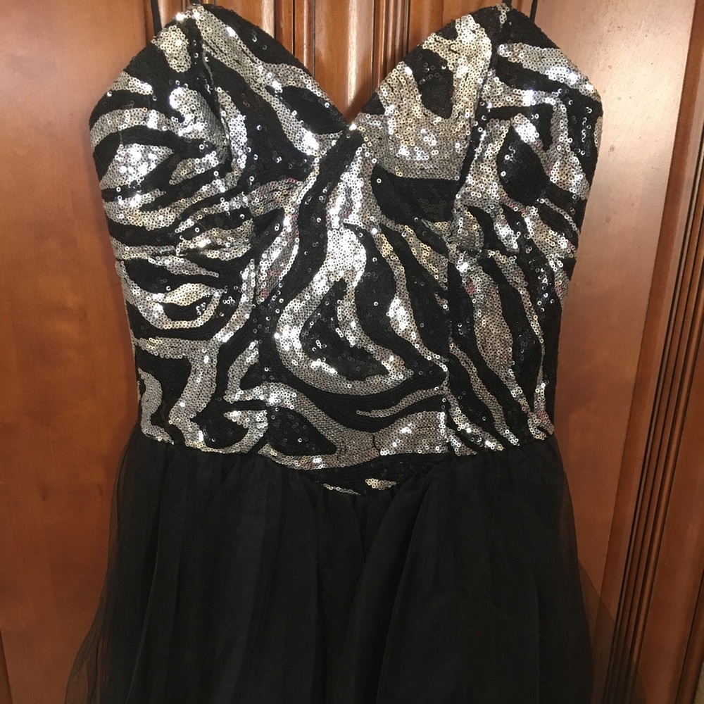 Prom / homecoming dress
