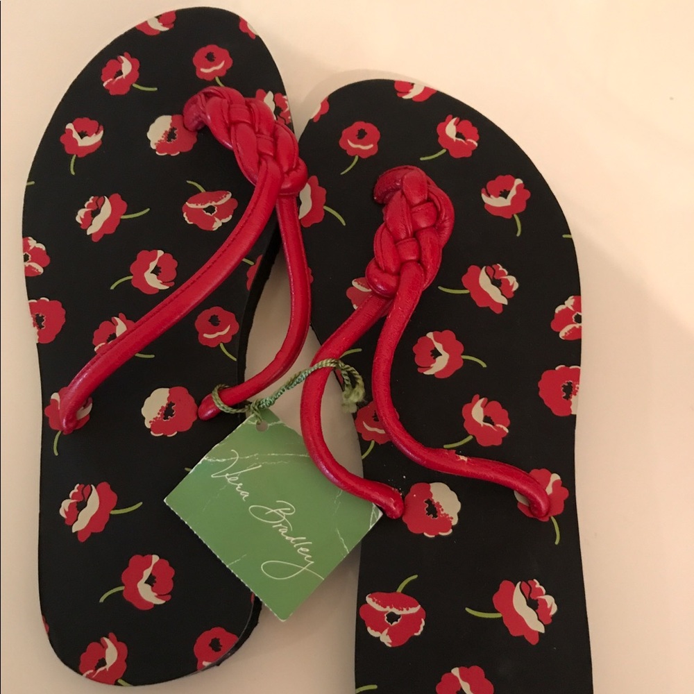 NWT Vera Bradley knotted flip flops