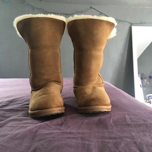 Emu fur boots
