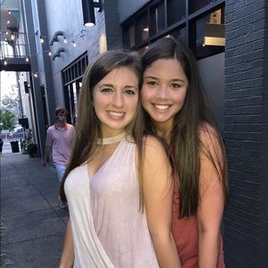 Meet your Posher, Ellie