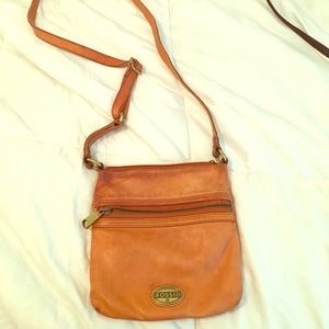Fossil cross body purse!!