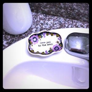 Cute "love you to the moon and back" ring holder!!