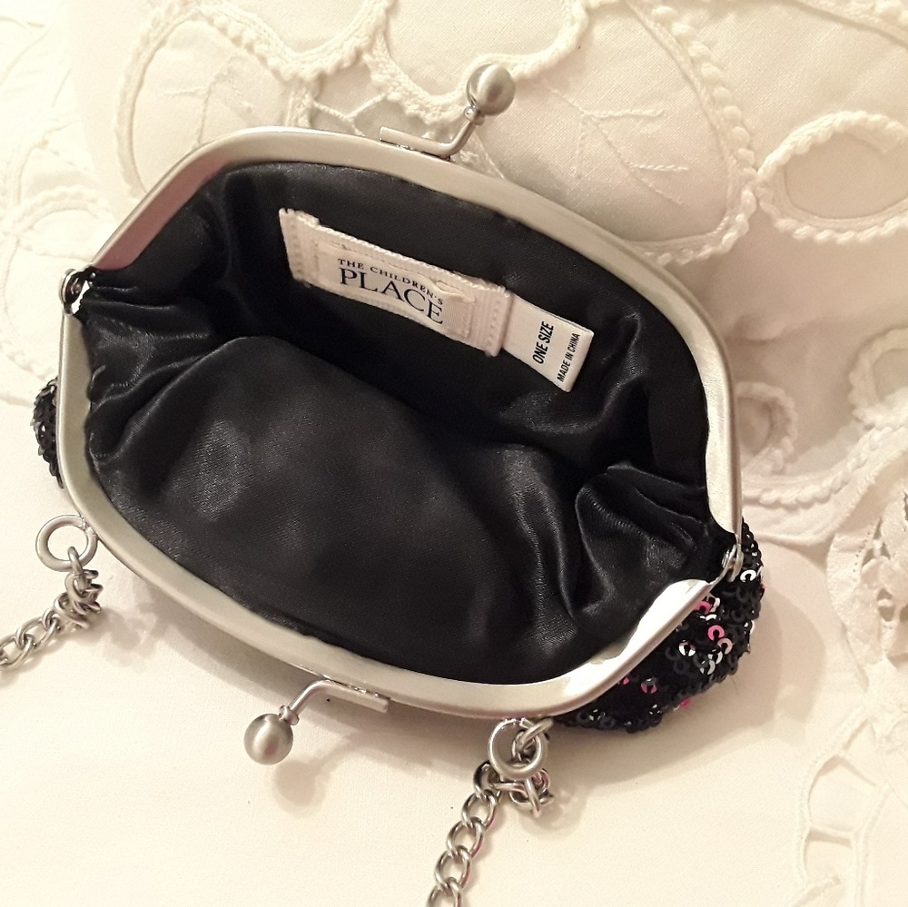 BEAUTIFUL BLACK SEQUIN EVENING BAG WITH 18" CHAIN - Picture 3 of 8