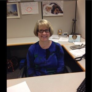 Meet your Posher, Lona