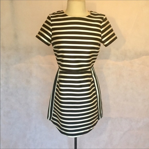 👠💅🏽Satin A Line "Beyoncé" Dress 💋 - Picture 7 of 9