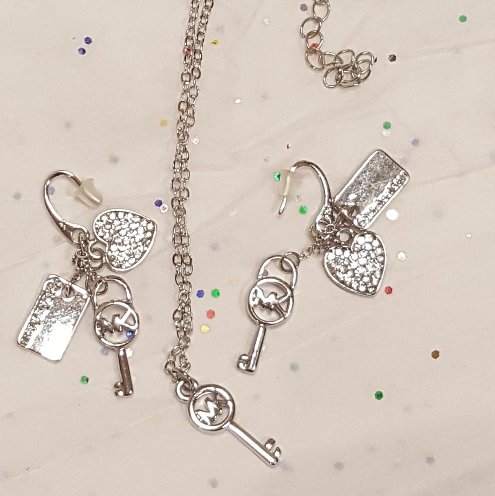 New Michael Kors necklace and earrings set