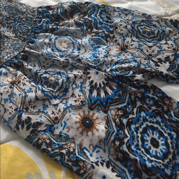 Silk strapless capri-length romper with pockets - Picture 2 of 3