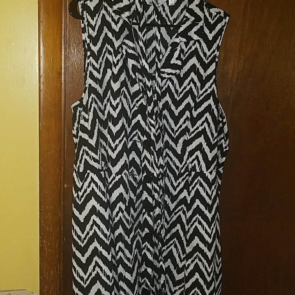 MLLE Gabrielle sz 3 Button Up Shirt Dress