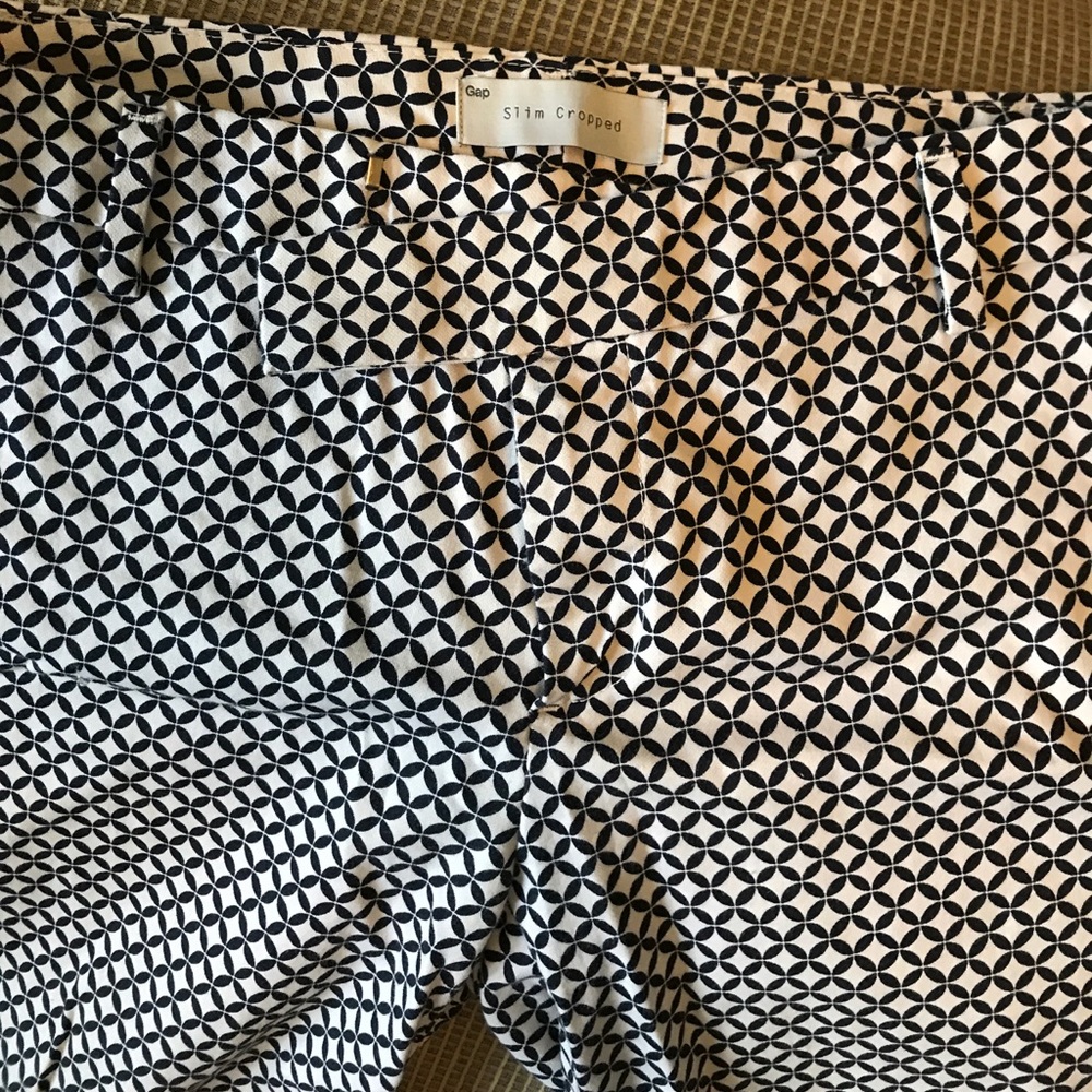 Gap slim cropped pants