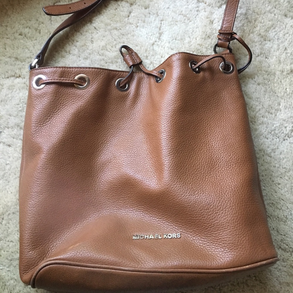 Michael Kors Bucket Bag