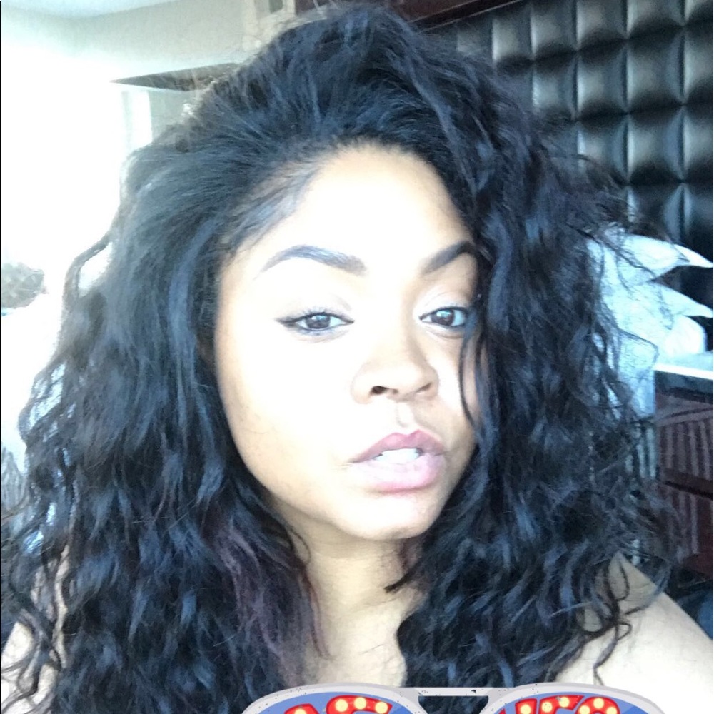 Meet your Posher, Amber