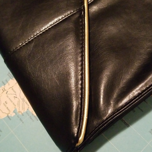 Guess Bags Vintage Guess Envelope Clutch Bag Poshmark