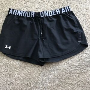 Black Under Armour shorts