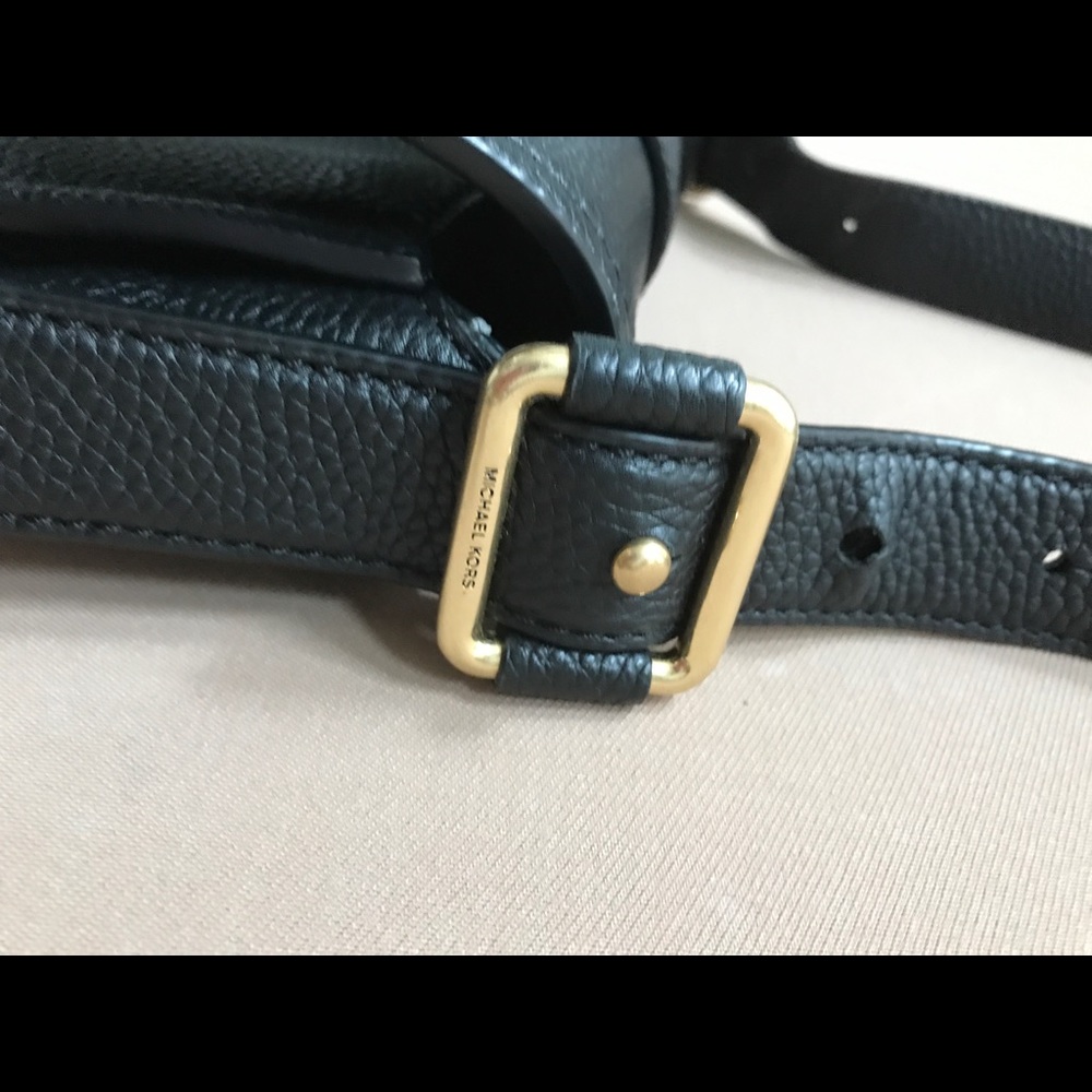 Michael Kors Maxine shoulder bag - Picture 4 of 7