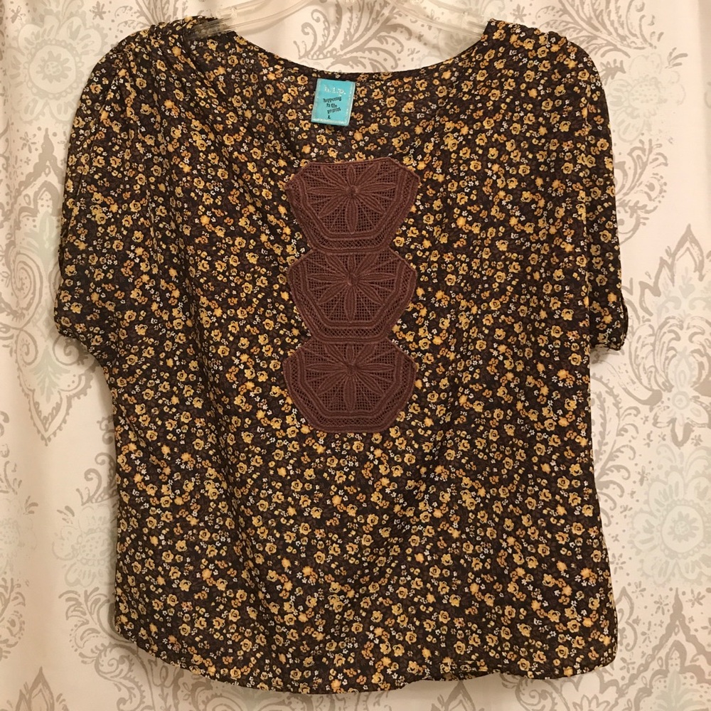 h.i.p  Floral Blouse.