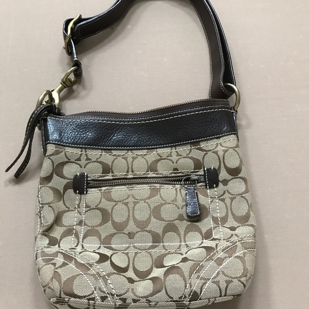 Coach shoulder bag. Signature brown
