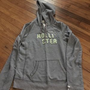 Hollister sweatshirt