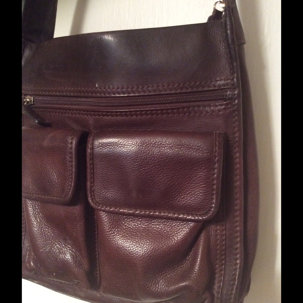Fossil leather shoulder bag