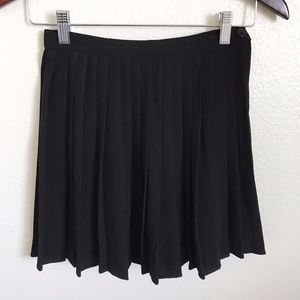 American Apparel Black Tennis Skirt