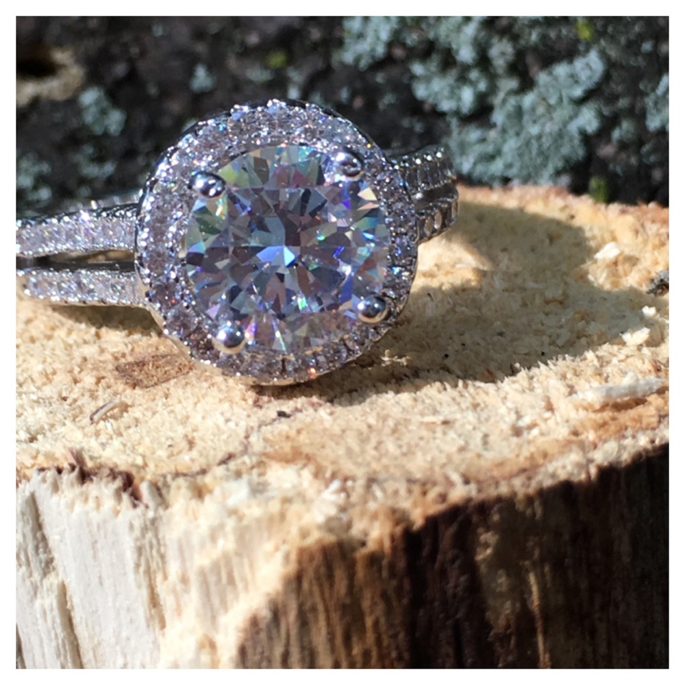 S925 stamped ring.